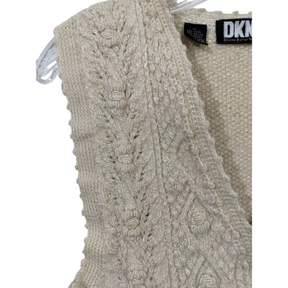 3207) DKNY Hand Knit Cottageore Wool Blend Button Up Cream Vest Size Medium - Picture 2 of 6